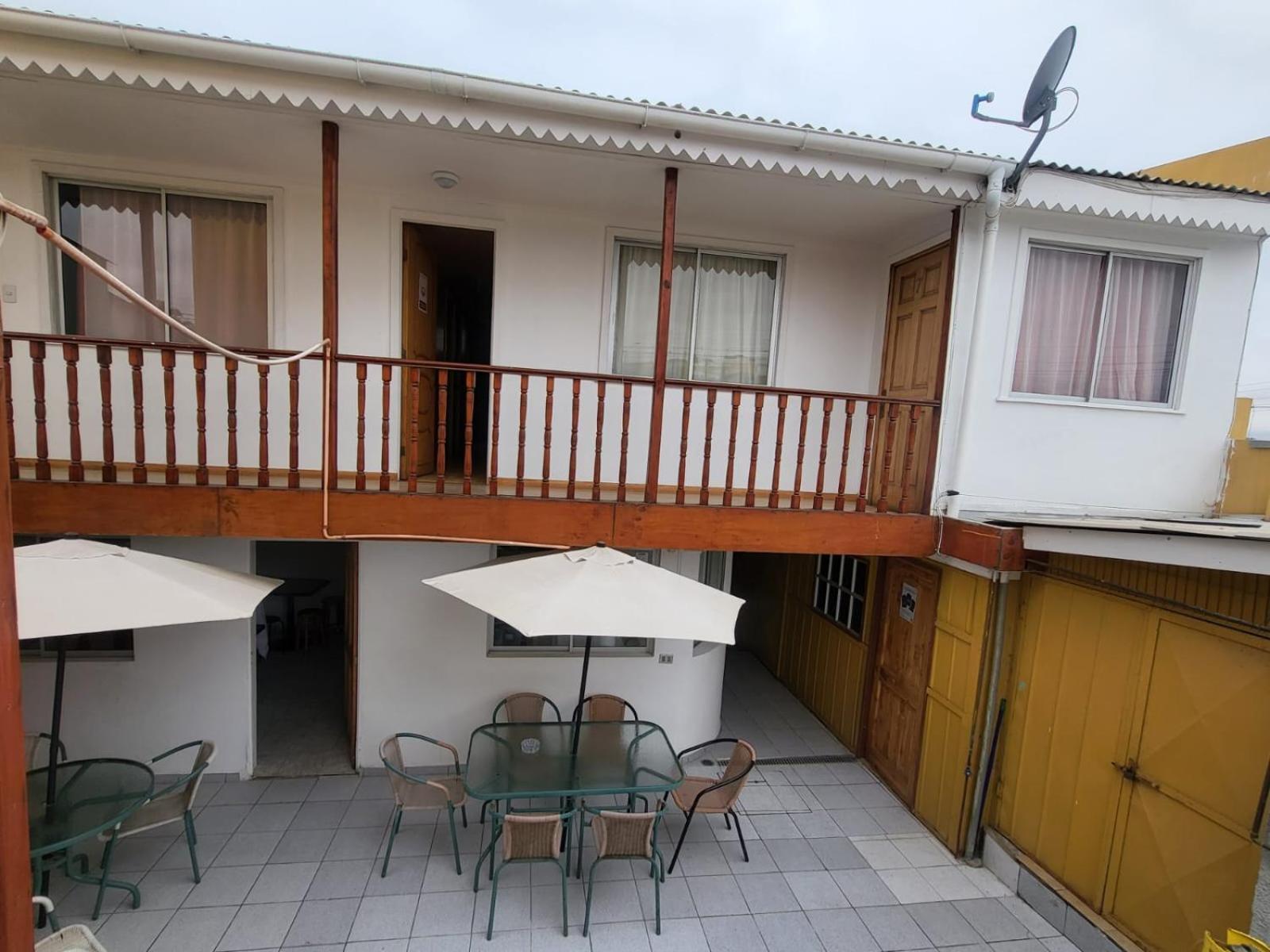 Hostal Aleja Кальдера Экстерьер фото